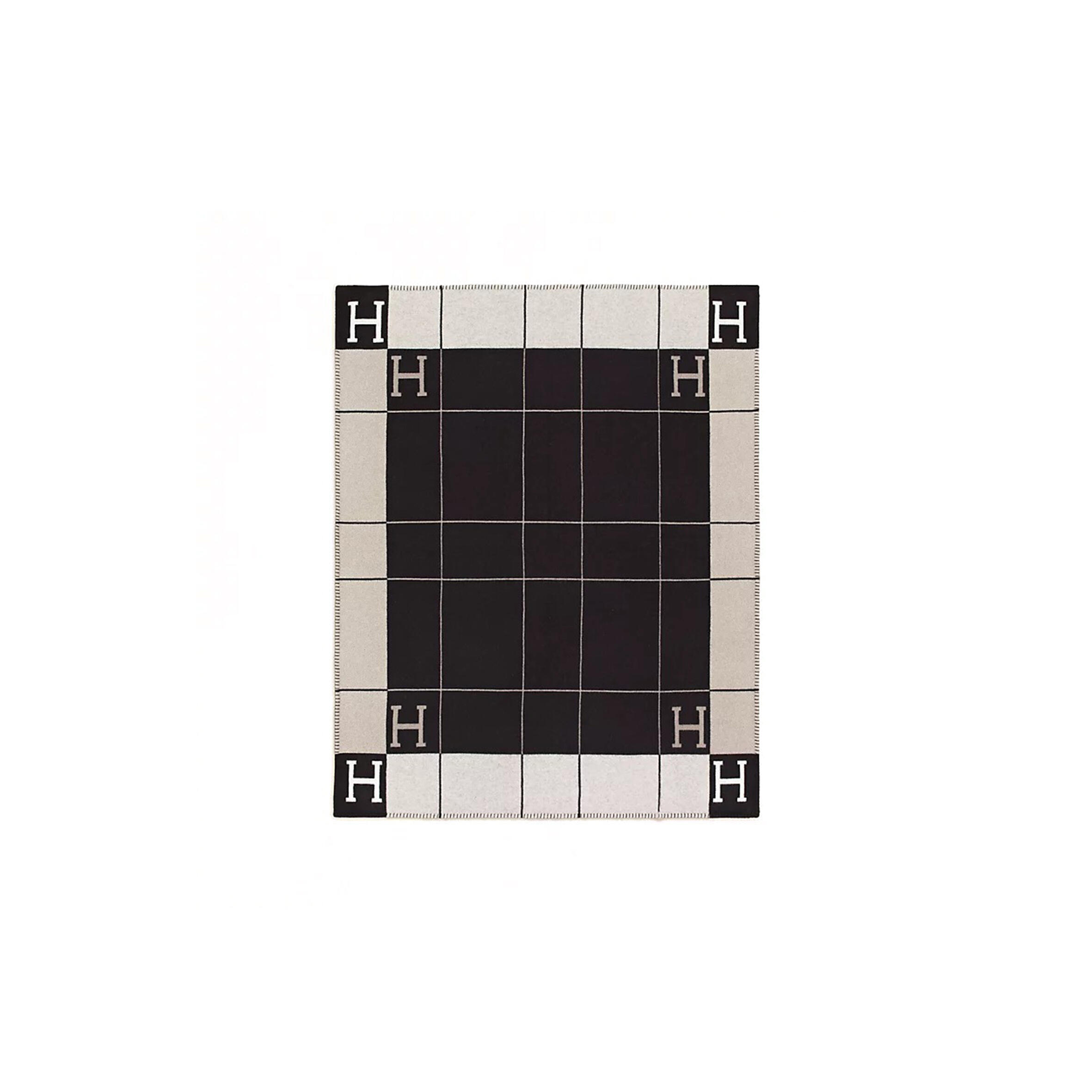 HERMÈS AVALON III THROW BLANKET H102665MV55 (170*135cm)